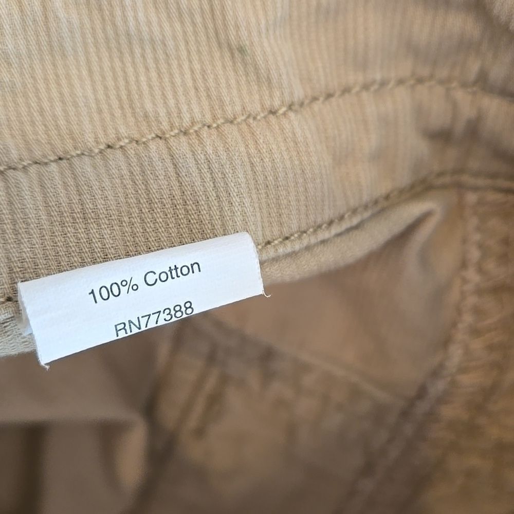 J. Crew Favorite Fit Tan Cargo Long Short - Picture 6 of 6